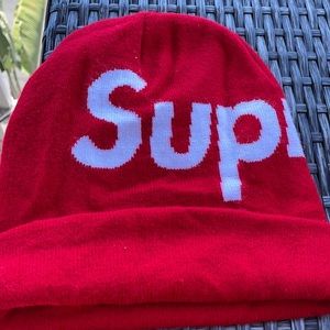 Supreme beanie, not authentic, never worn.
